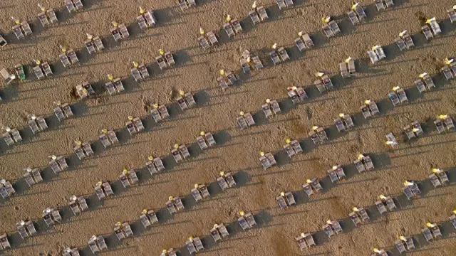 Giorni di sole e mare cristallino a Pietrasanta