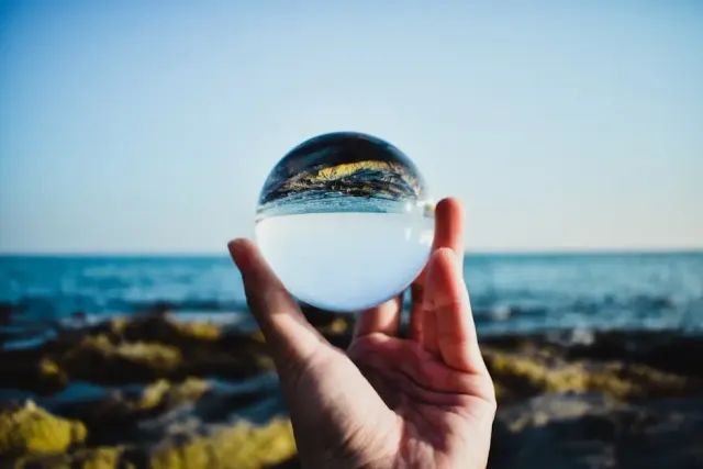 Pietrasanta e il suo mare da scoprire in silenzio